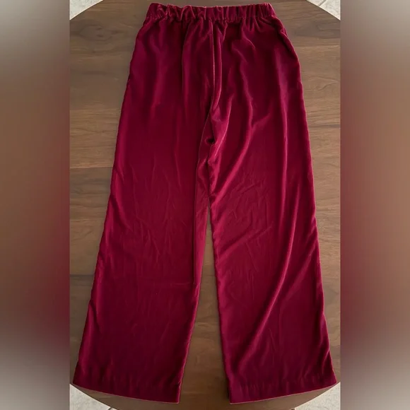 GAP Recycled High Rise Velvet Pant (Petite) - Picture 11 of 14
